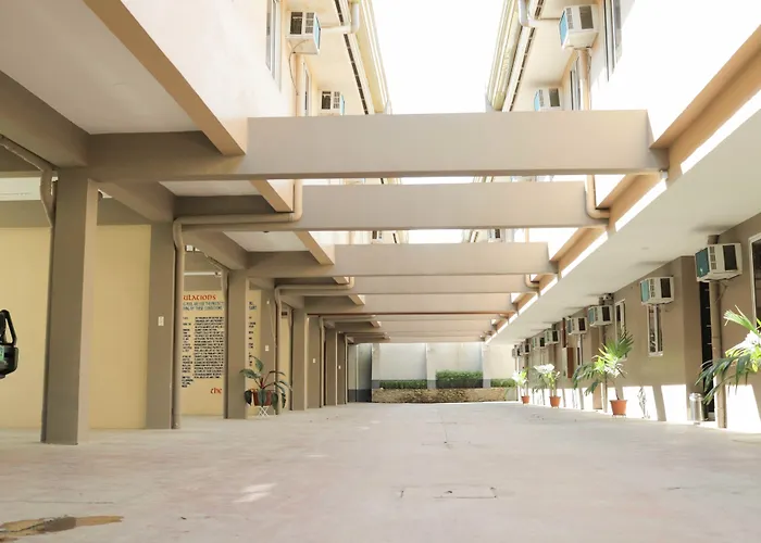 ホテル Grand Apartelle Mandaue