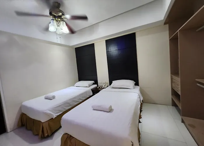 ホテル Grand Apartelle Mandaue 3*