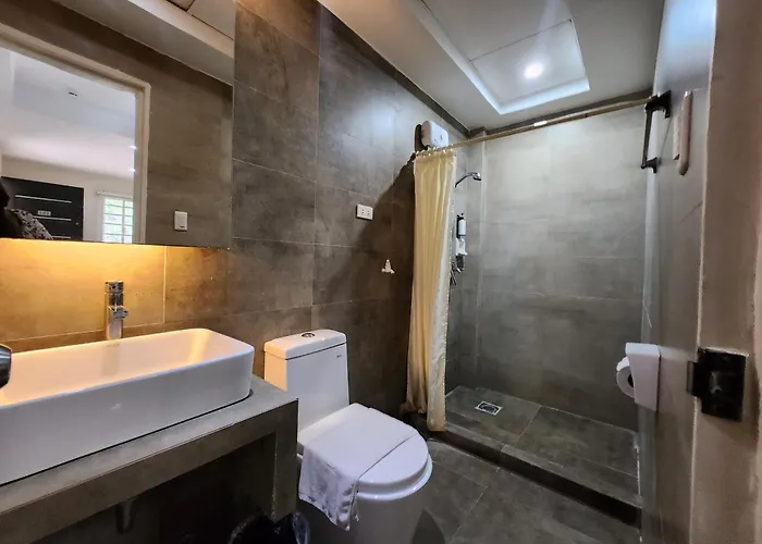 ホテル Grand Apartelle Mandaue 3*